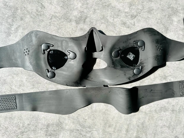 【顔のたるみ・ゆるみ解決に！脱マスク対策】〜顔の筋トレ習慣化〜1回10分の簡単さ！ヤーマンメディリフト　美容通に人気の着けるだけの美顔器って実際どうなの？！_2_1