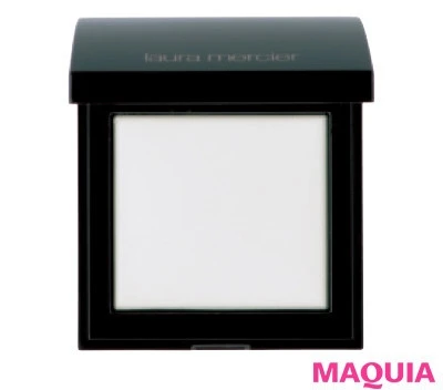 ローラ メルシエ シークレット ブラーリング パウダー フォー アンダー アイズ ¥2600/ローラ メルシエ ジャパン