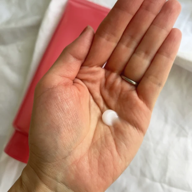 オルビス　エッセンスインヘアマスク