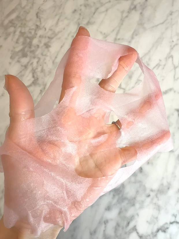 medicube／PDRN ピンクビタコーティングフェイスマスク　シート全体