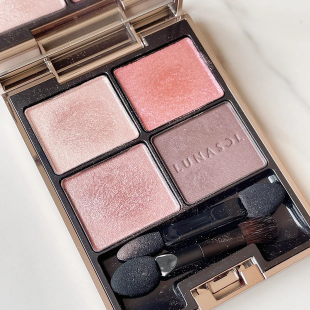 〈完全保存版〉手持ち全色レビュー【ルナソル アイカラーレーション】大人気のアイシャドウを徹底レビュー_3_1