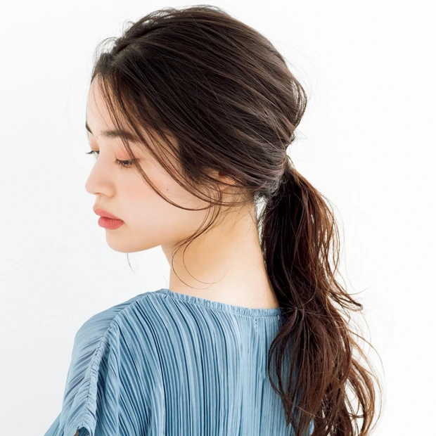 「クセ毛でうねる」はどうすべき？ 乾燥ケア&クセを活かしたアレンジでおし…