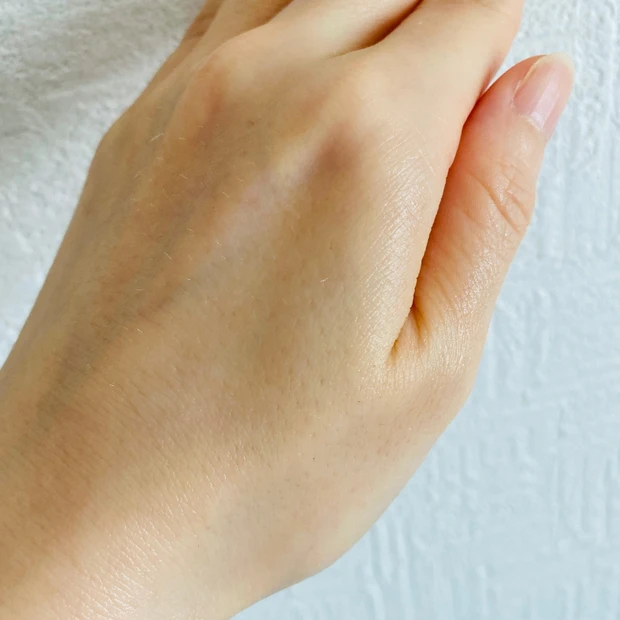 プチプラで高コスパ◎マスクにもつきにくい！化粧崩れ防止スプレー【タイムシークレット フィックスミスト】(ミスト有・無 比較画像あり）_4_1