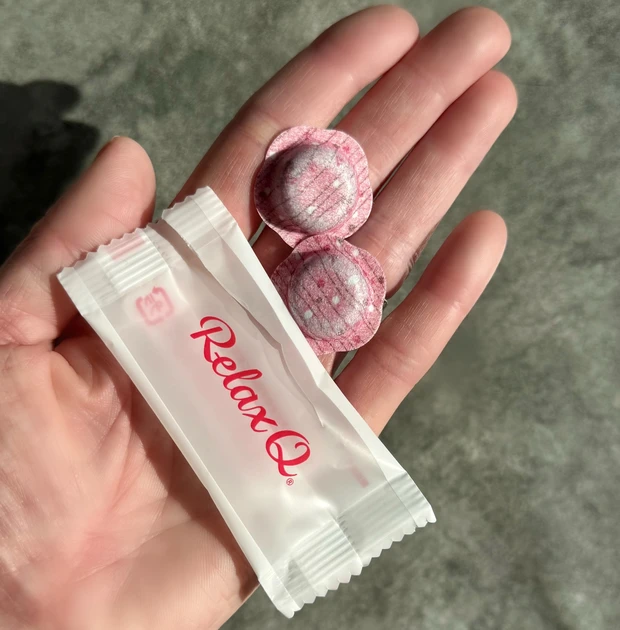 2025トレンド【耳ツボ美容】貼るコスメ RelaxQ 使い方・使用感を解説します。
_4_1