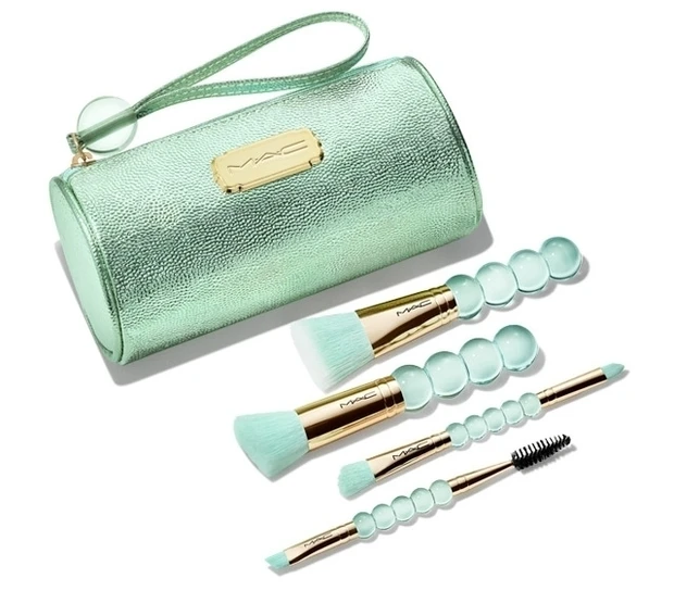 M・A・C ブラシ ウィズ フェイト ブラシ エッセンシャル キット