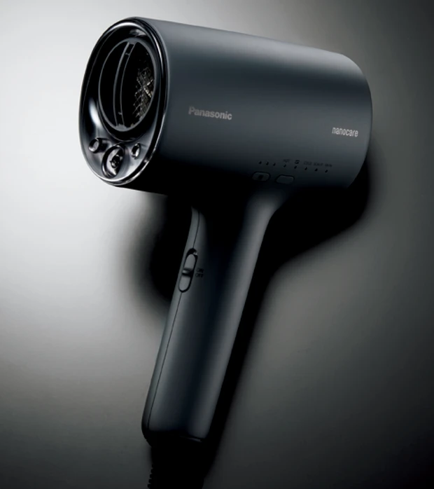 MAQUIAベスコス2025下半期 ギア部門1位「パナソニック ヘアードライヤー ナノケア」をガチ試し！口コミ通りの実力だった