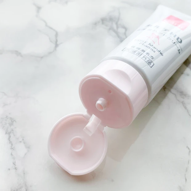 カルテHD モイスチュア ハンドクリーム