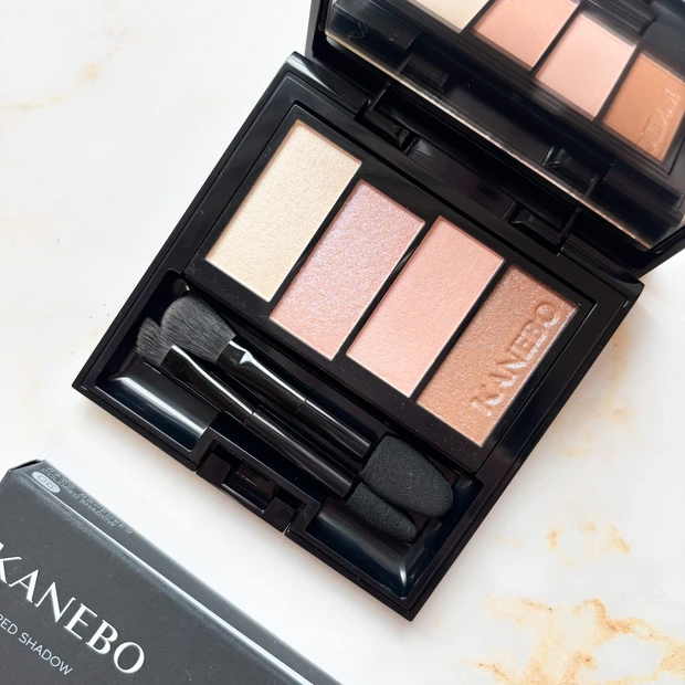 カネボウ　アイシャドウ　新作