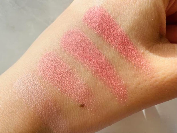 03 ナチュラルピンク スウォッチ