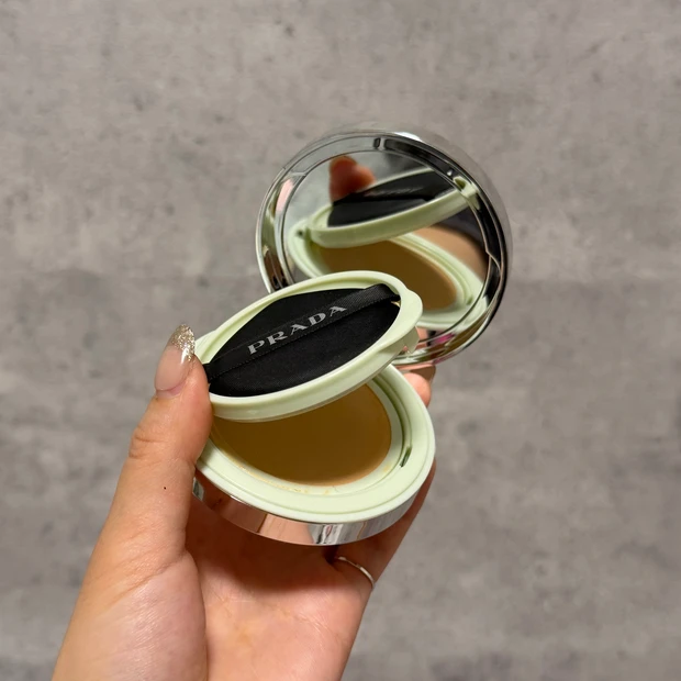 PRADA BEAUTY  プラダ メッシュ クッション LN10