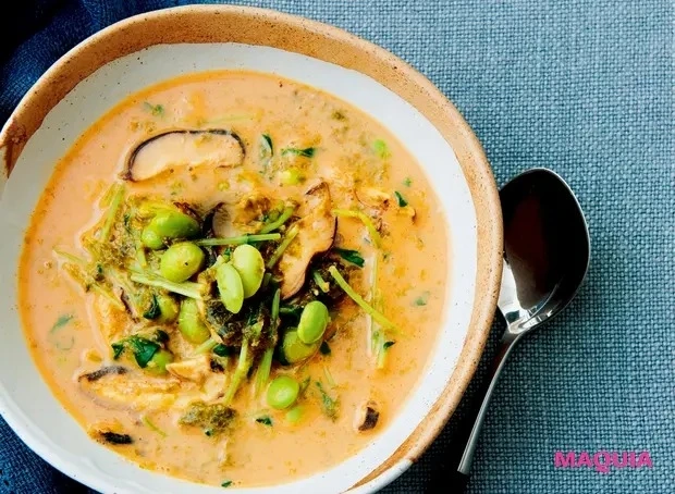 【美容スープレシピ】マイルドな辛さが美味! 食物繊維もたっぷり 「海苔のピリ辛豆乳スープ」