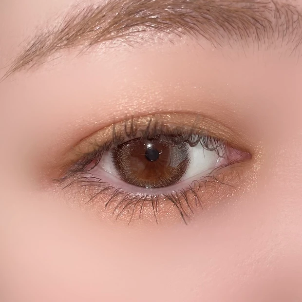 THREE スターゲージングアイシャドウクアッド 04 MON PETIT AMI