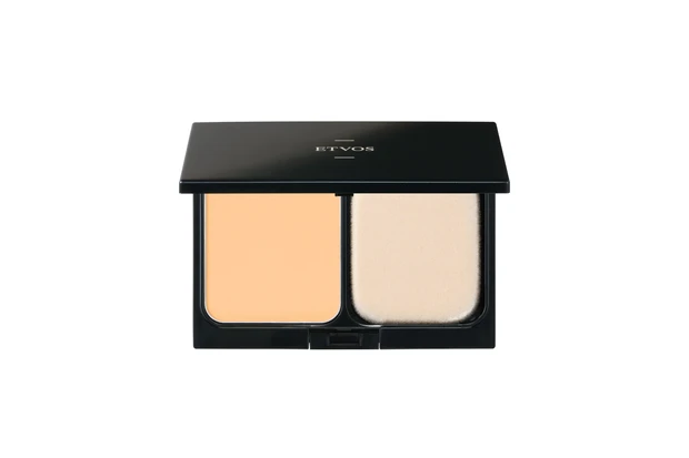 エトヴォス ミネラルエアリータッチファンデーション SPF21・PA+++ 10g 全4色 各¥4180