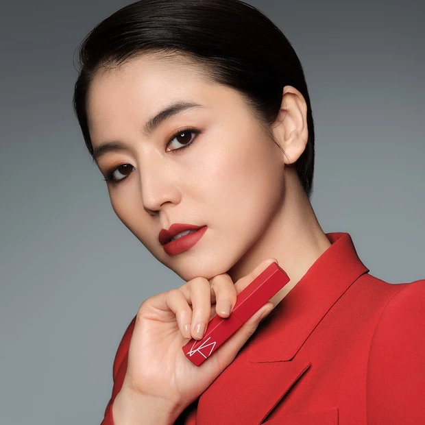 長澤まさみ　直筆サイン　NARS 長澤まさみ 直筆サイン NARS - メルカリ