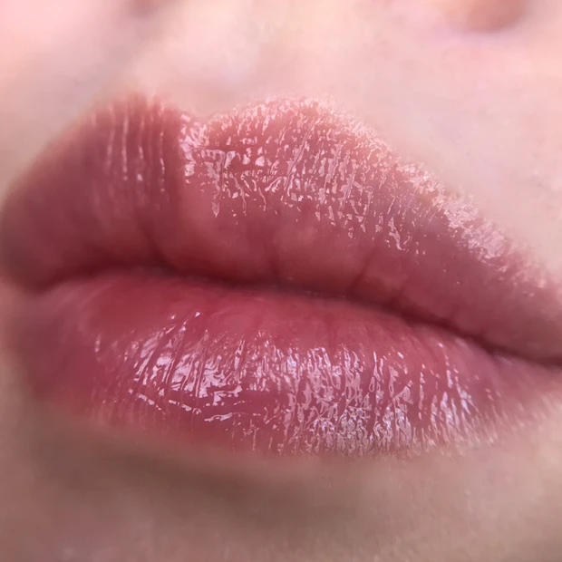 ジルスチュアートビューティー クリスタルブルームリップブーケセラム