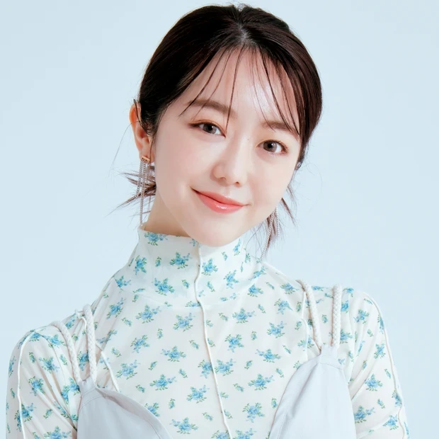 峯岸みなみさん