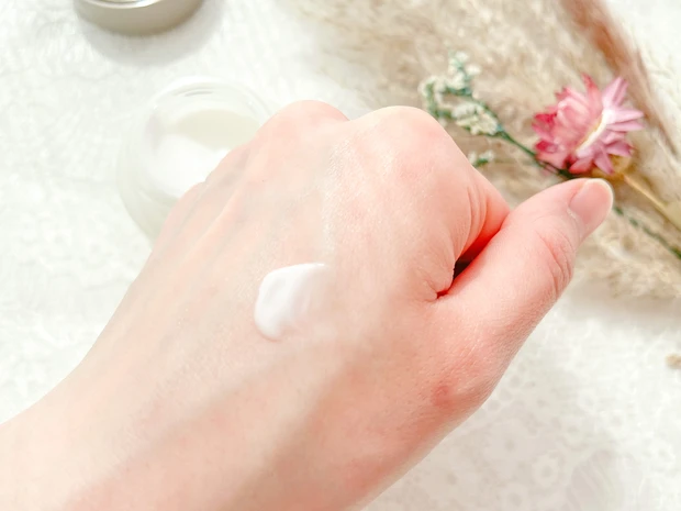 【自然由来の美白有効成分】Norganic初の医薬部外品。透明感のある肌へ。_3