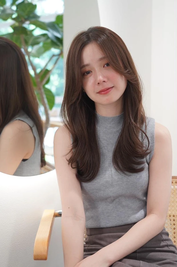 【ベージュ系】春におすすめの髪色・ヘアカラー シアーベージュ