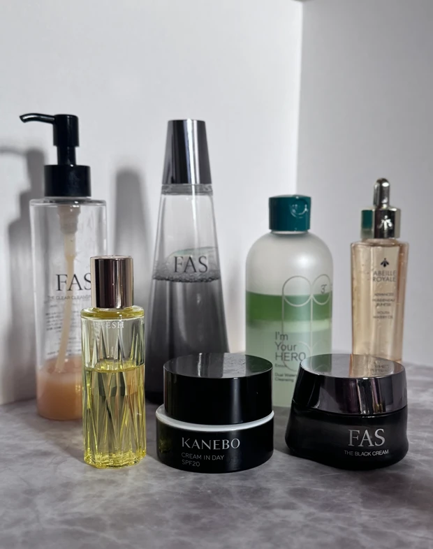 【自己紹介】マキアインフルエンサー１年目のゆきな。です！ 前向きになれるコスメの魅力や美容法を発信していきます♡_3