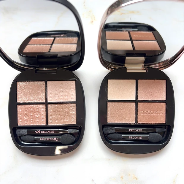 スキンシャドウ デザイニング パレットの01 Rosy Brownと08 Brilliance Blink