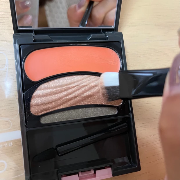 花王「AUBE」のブラシひと塗りシャドウNで東京顔と神戸顔のメイクをしてみた！_8_1