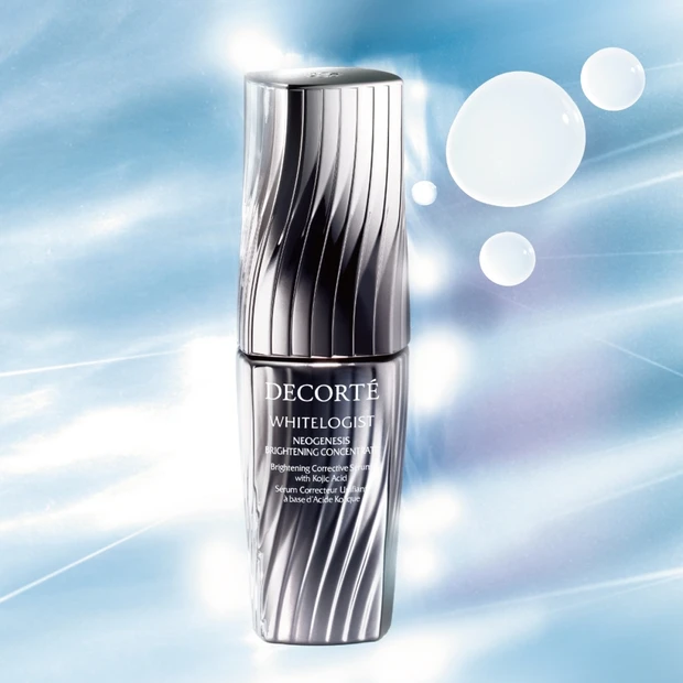 透明オーラ肌の小林ひろ美さんが語る。コスメデコルテ新美白美容液の魅力