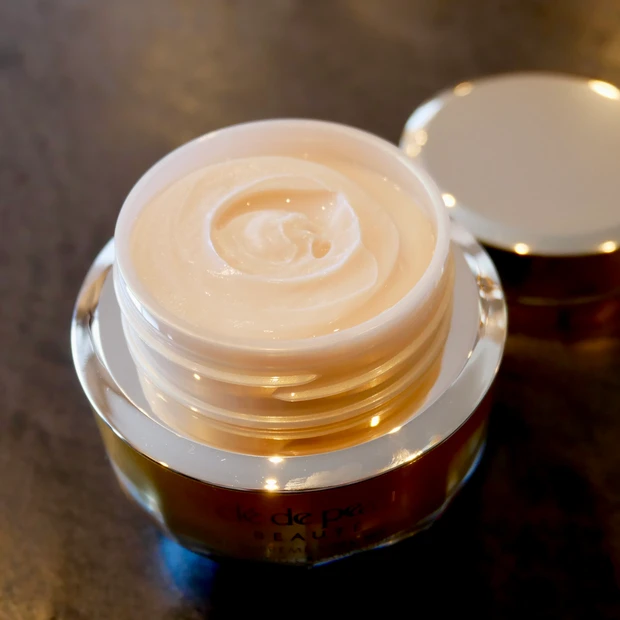 クレームヴォリュミザント　クリーム　クレドポー ボーテ　資生堂　ツヤ肌　スキンケア