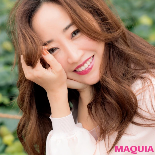 デートの日は甘さ控えめなピンクメイクで! 普段と違った印象で彼を魅了