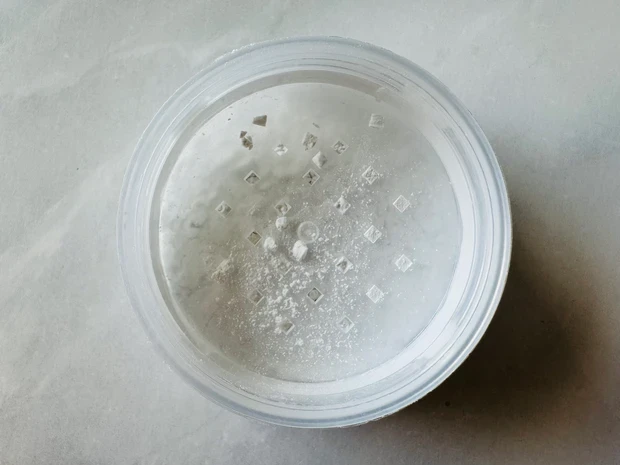 SUITS me フェイスパウダー スウォッチ