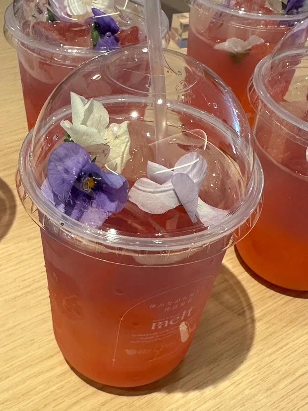 炭酸美容が得意な花王から5感に響く新シリーズ「melt（メルト）」新製品発表会レポート　生炭酸シャンプーに注目！_7_2