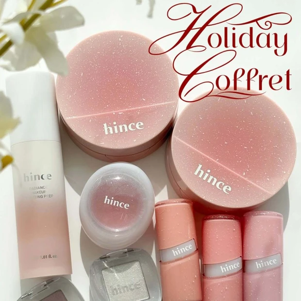 【クリスマスコフレ2025】ヒンスのホリデーコレクションをスウォッチ！ 大人気ティントリップやクッションが限定仕様に