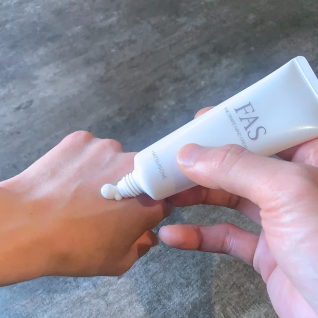 ファス ザ ドレープ ハンドクリーム