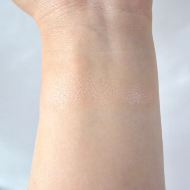 KANEBO(カネボウ)ライブリースキンウェア スウォッチ