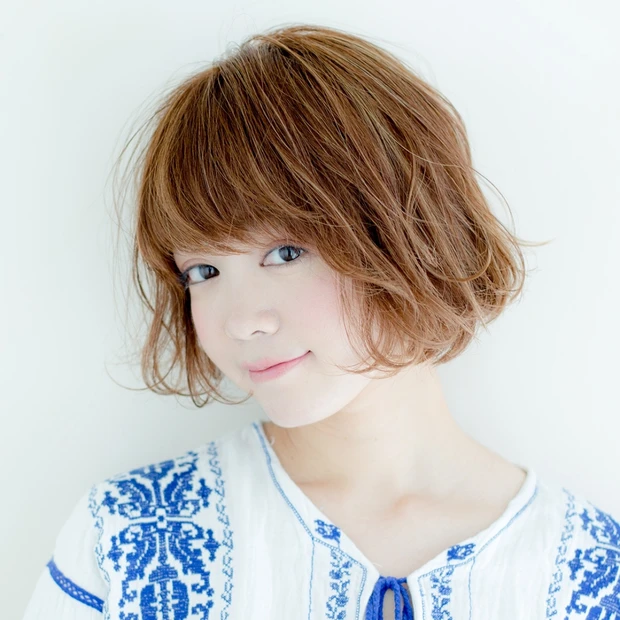 丸顔さん・エラ張りさんにおすすめ!キュッと小顔なリップラインボブ