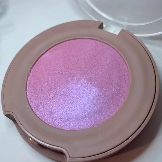 hince トゥルーディメンショングロウチーク シャインアウト