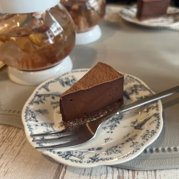 オーガニックカフェ 銀座 Bardon Organic Cafe 女子会 グルテンフリー ヴィーガン Rawチョコレートケーキ