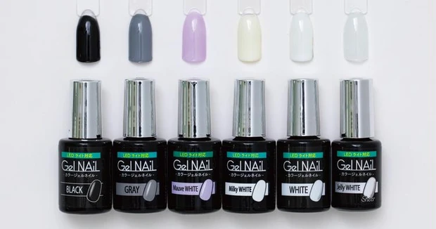 Seria(セリア)のジェルネイルのブラック、ホワイト系カラー