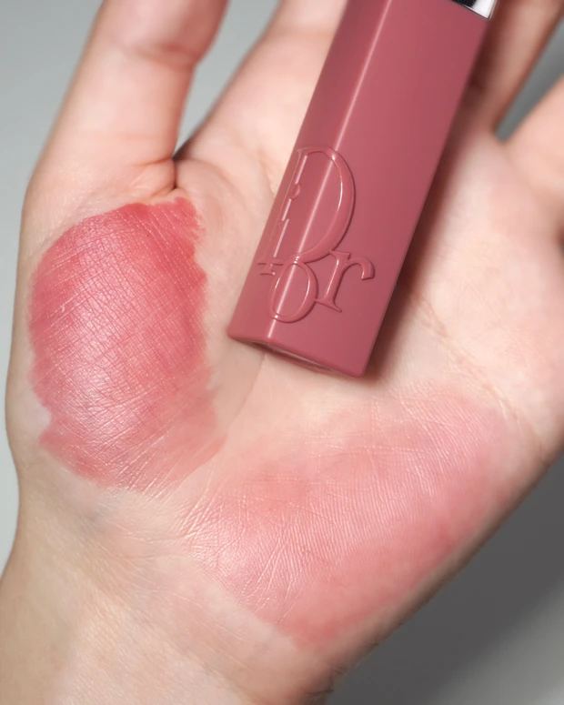 本日発売!Diorの新作リップティントレビュー!前との違いは?色持ちは?定番ピンクとなじみローズの2色を紹介_2_2