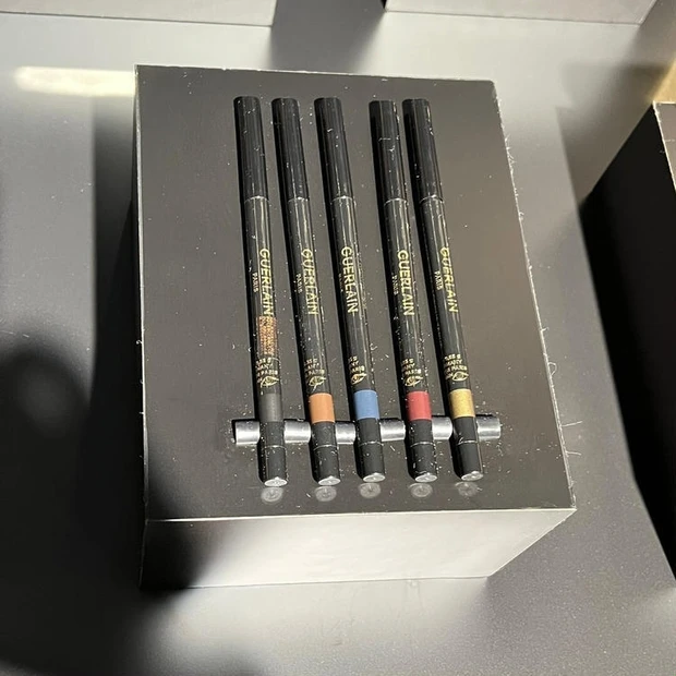 お値下げ☆新品未使用ゲラン×プッチメイクアップ フォール コレクション2品セット アウトレット価格]Spring Princess Series Classic Line