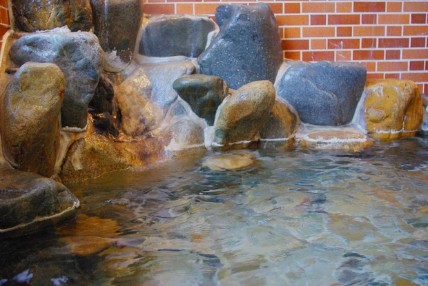 ひとリート　翠鳩の湯　ゲストハウス　温泉ワーケーション