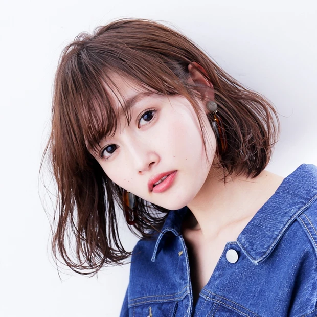 今ドキ感のある女っぽボブは、ミックスカール×セミウェット質感がカギ