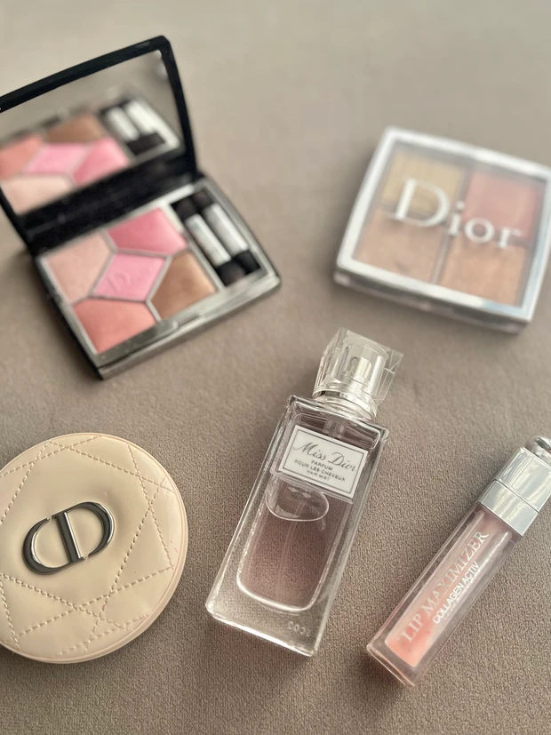 【自己紹介】マキアインフルエンサー1年目のRIKOです! これからコスメや美容・ファッションについて発信していきます♪_7_1