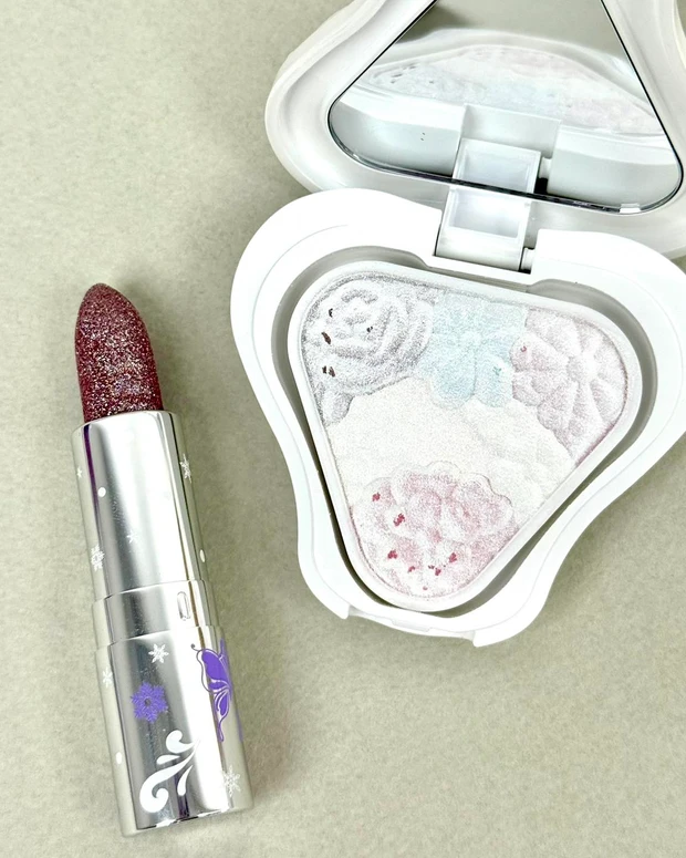 リップスティック リミテッド 400、アイ ＆ フェイスカラー 01