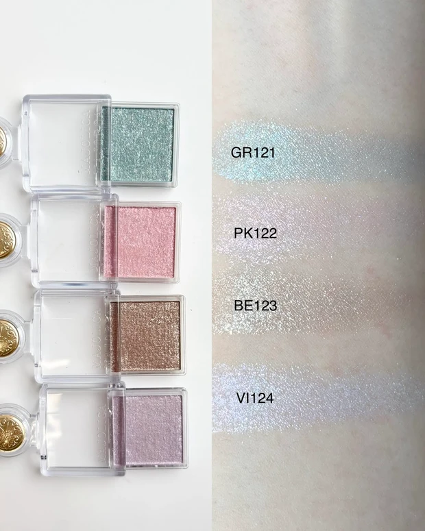 大粒がきらめくラメタイプ スウォッチ