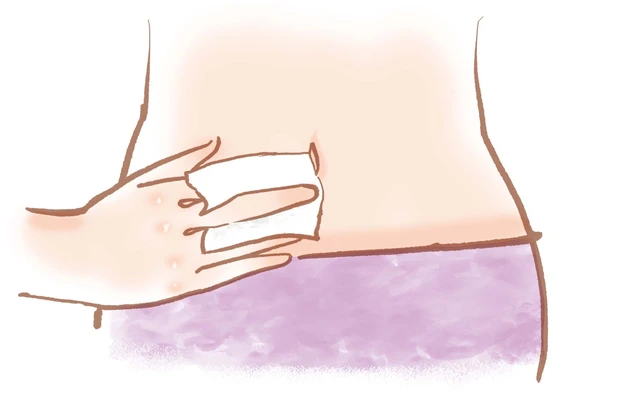おへそのお手入れ法STEP1