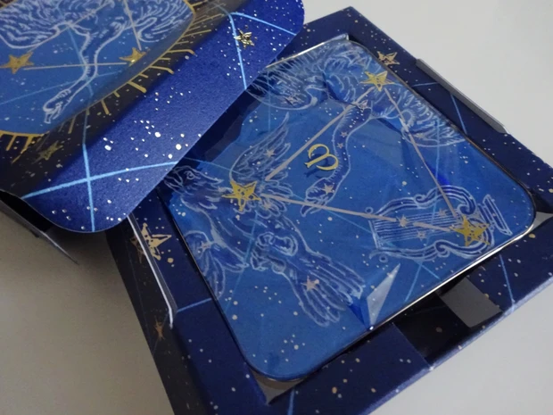 星座モチーフのケース