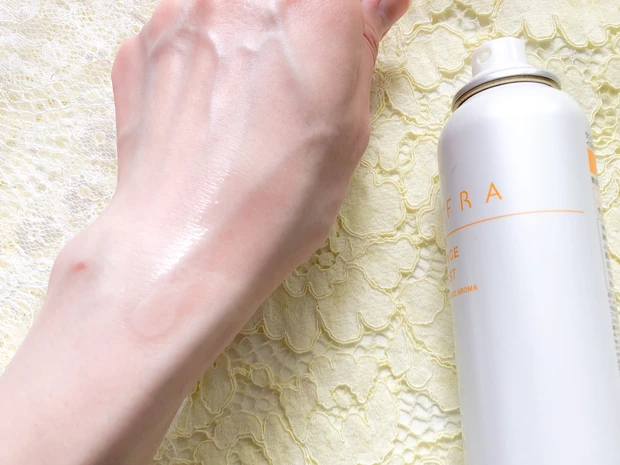 【RAFRAエッセンスUVミスト】 UVケアはパパっと時短に、ストレスフリーに。手が汚れないからサッと使える紫外線対策アイテム!_2
