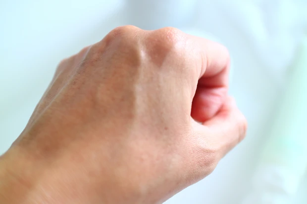 \敏感肌乾燥肌におすすめ!/とろけるクレンジングバームからお肌に優しいクレンジングが登場!DUO デュオ ザ薬用クレンジングバリア_3