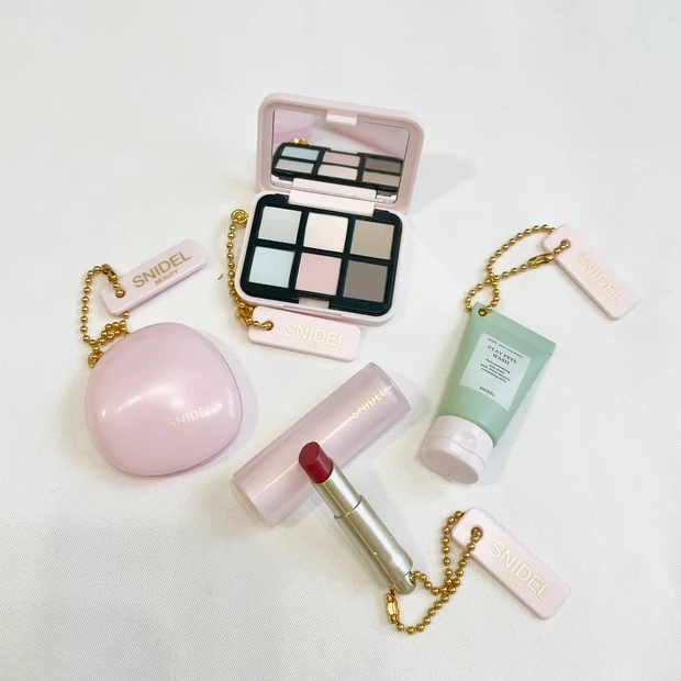 スナイデルビューティー　コスメガチャ　レビュー　どこにある