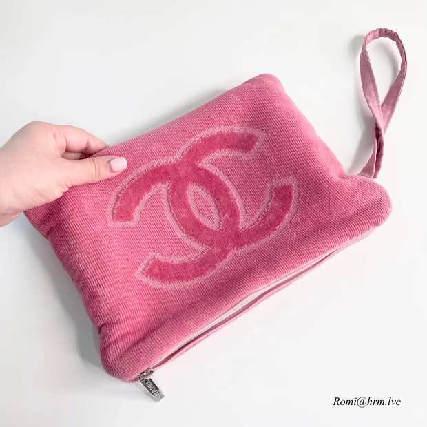 ポーチの中身 Romi 